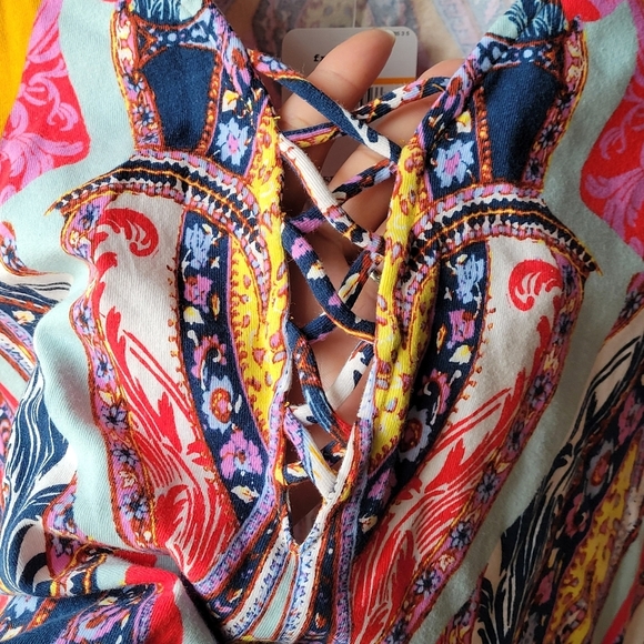 Free People Pick A Place Pink Vibrant Tribal Print V Neck Bodysuit NWT SP - Picture 4 of 10